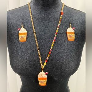BETSEY JOHNSON Pumpkin Spice Latte Sweater Weather Necklace Earrings Set Gold